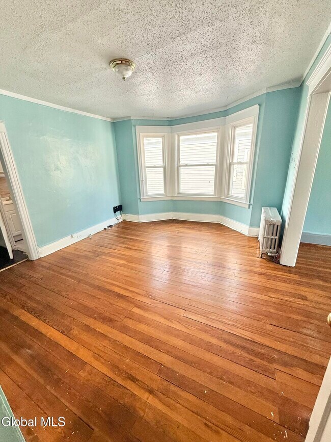 Photo - 1066 Phoenix Ave Unit 2