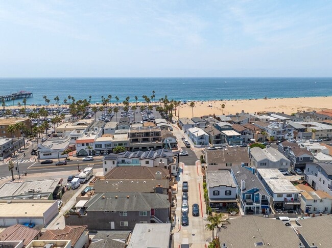 Photo - Fully furnished unit at the beach - Newport Beach Balboa Peninsula