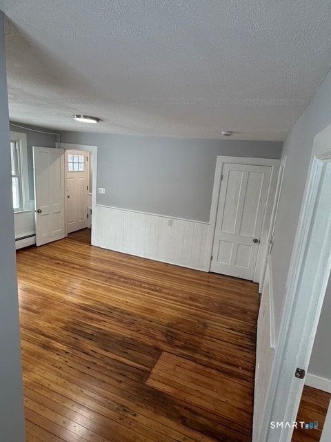 Photo - 122 River Rd