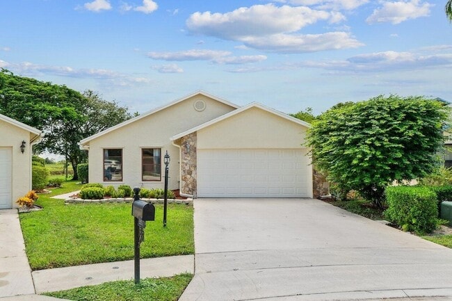 Photo - 19977 Villa Medici Pl