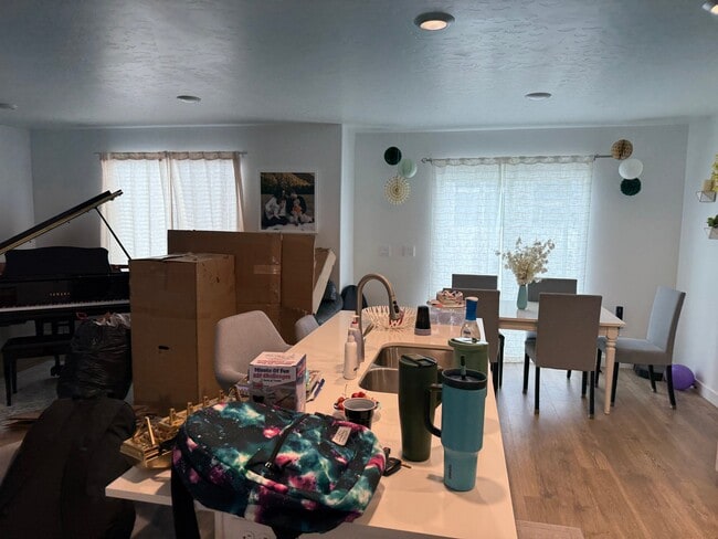 Photo - 3766 W 930 N