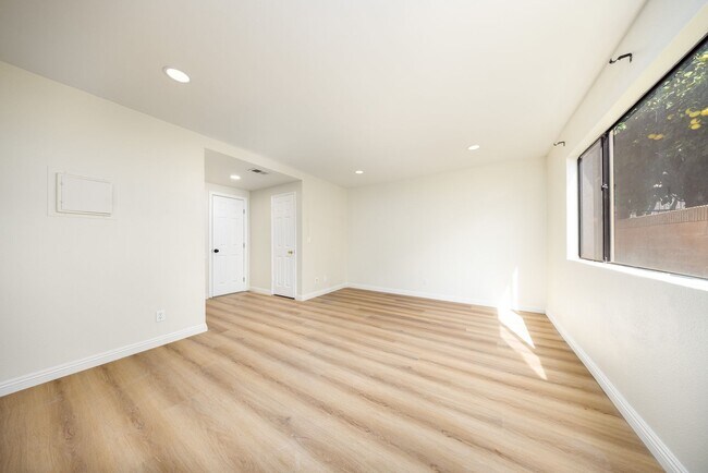 Photo - SPACIOUS 3 BED 2BATH UNIT LOCATED IN DESIRABLE MONTEREY PARK LOCATION!!