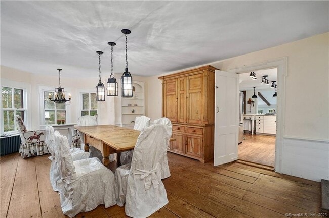 Photo - 2 Deforest Rd