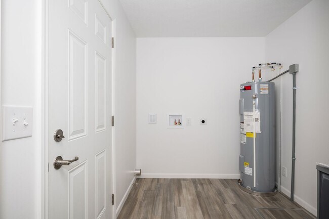 Photo - 1012 - 1014Escape St. Boyne City, MI 49712 Unidad 1012 Escape St. Boyne City, MI 49712  1