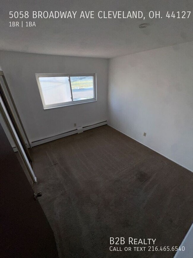 Photo - 5058 Broadway Ave Unidad 1