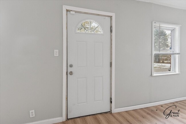 Photo - $1300 3 bedroom bungalow