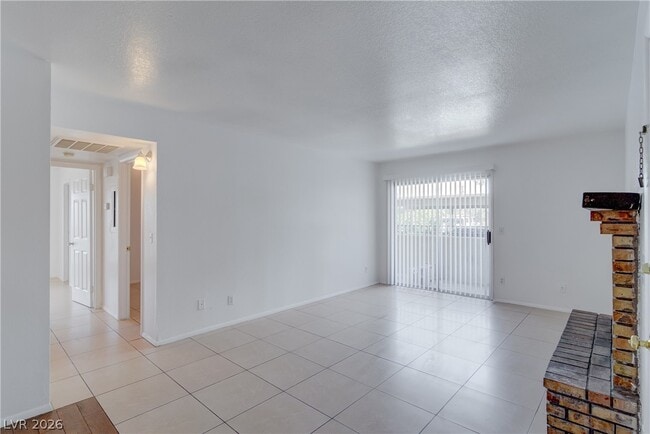 Photo - 2921 Country Manor Ln Unit 31