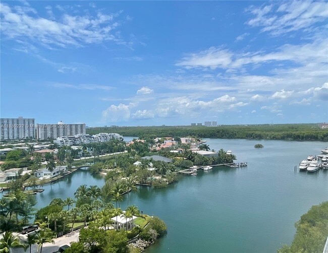 Building Photo - 300 Sunny Isles Blvd Unit 4-1104