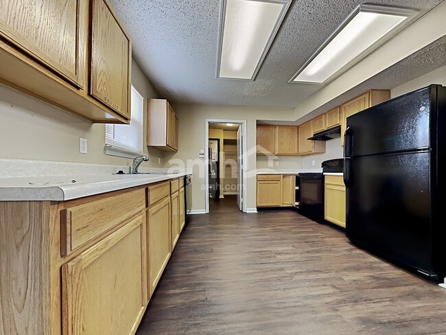 Photo - 356 Sunbeam Ln