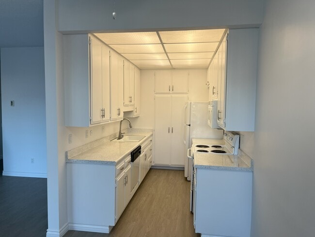 Photo - 2300 Front St Apartments Unit 209