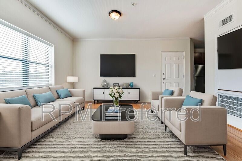 Photo - 10102 Neuens Rd Unidad A302