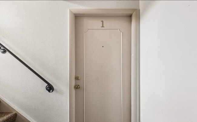 Photo - 1410 S Ash St Unit #1