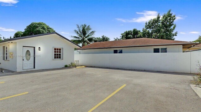 Photo - 433 NW 25th Ave Unidad 5