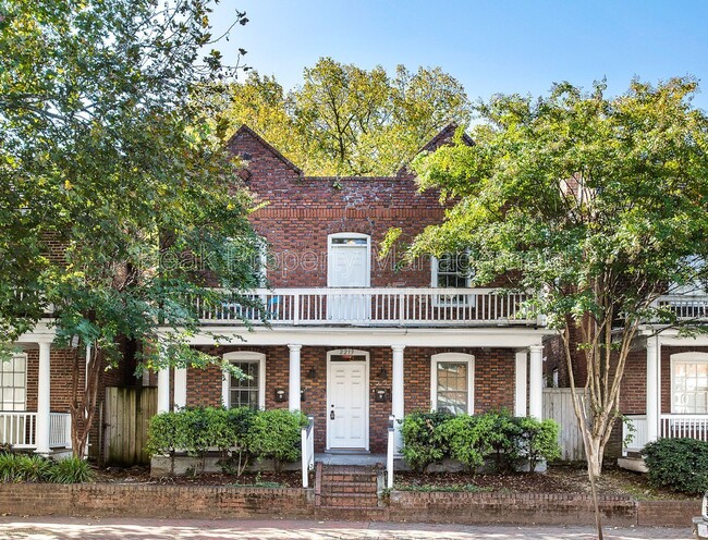 Photo - 2213 W Cary St Unidad C