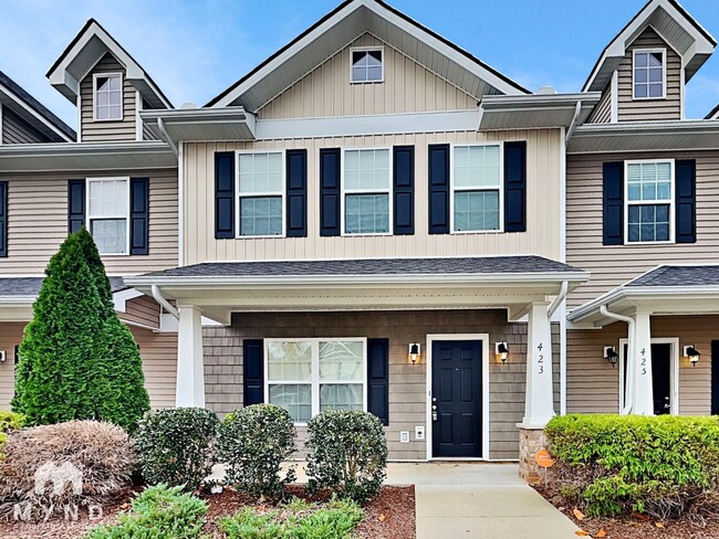 Photo - 423 John Deere Dr