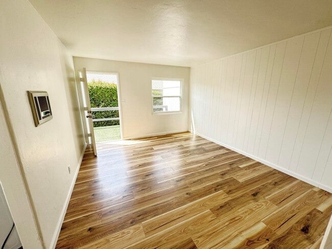 Photo - 215-219 Church Ave Unit 219