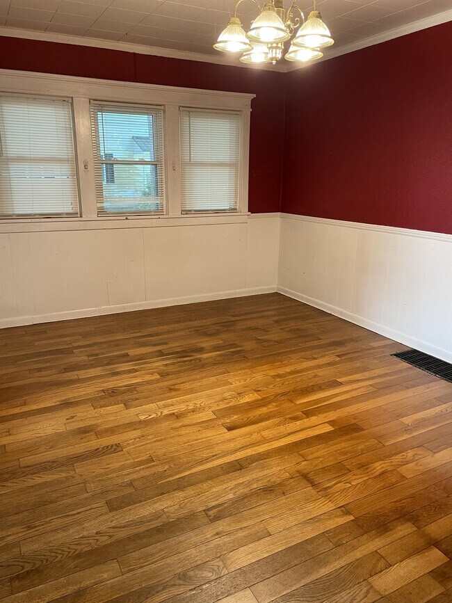 Photo - 503 East St