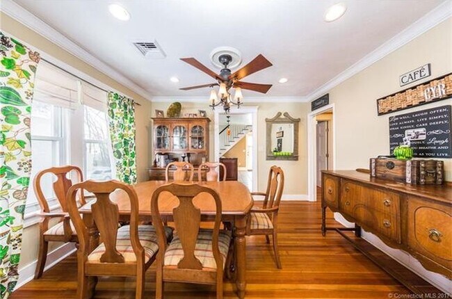 Photo - 60 Cypress St