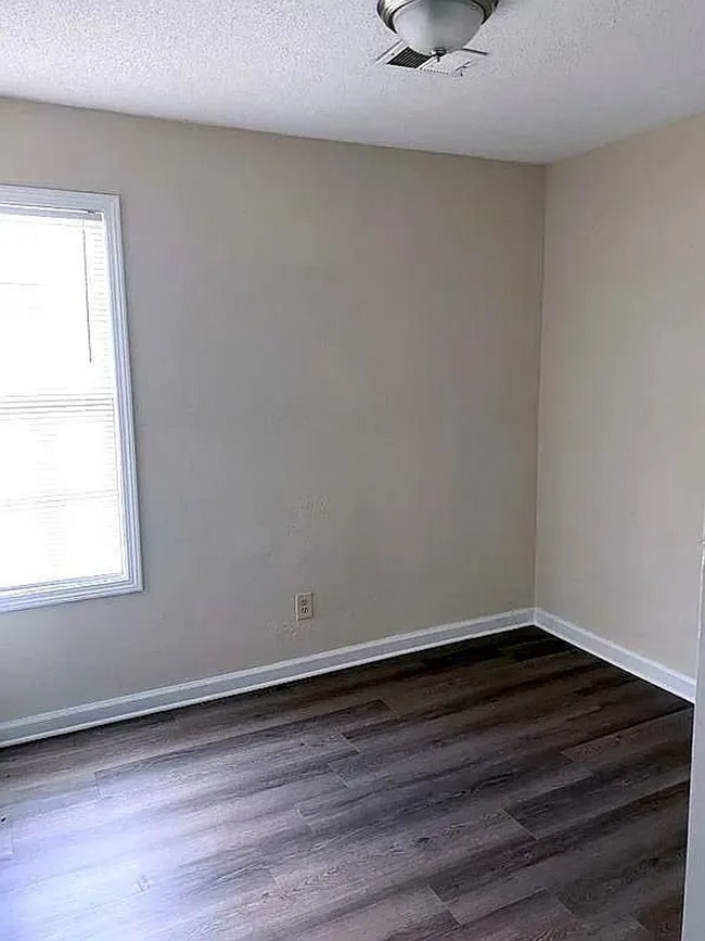 Photo - 324 Gannt St Unit 324 GANNT B