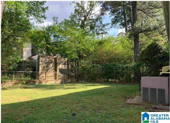 Photo - 3959 Montclair Rd Unit 3959