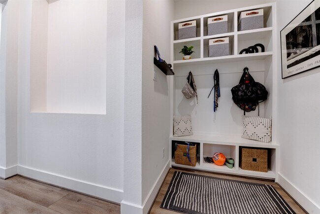 Photo - 3517 McIlhenny St