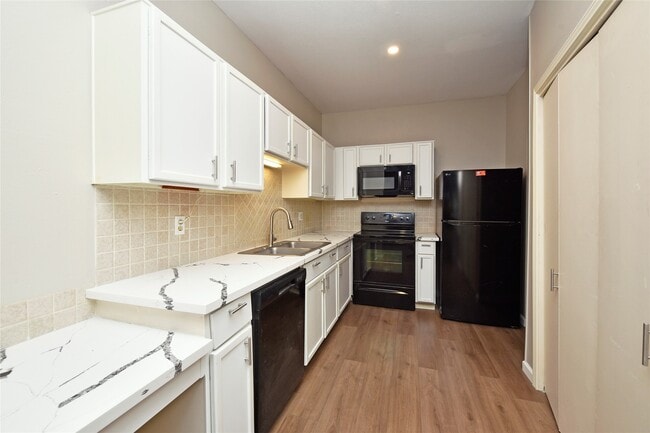 Photo - 2023 Gentryside Dr Unit 201