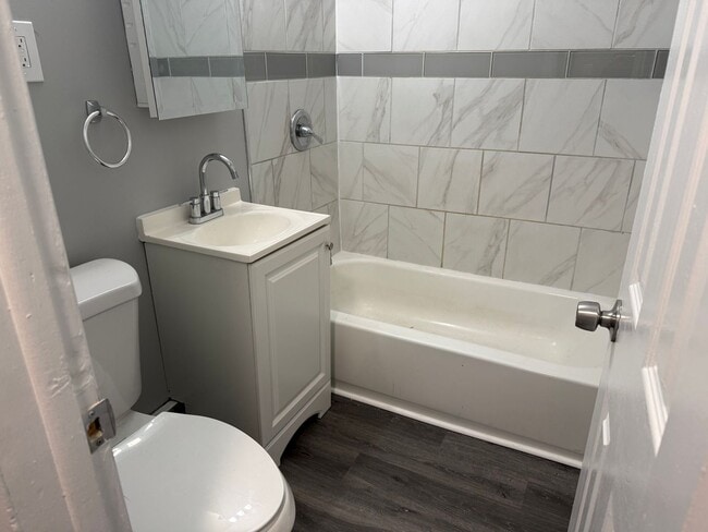 Photo - Hillside Gardens