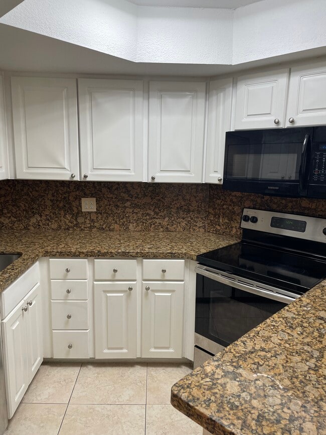 Photo - 8215 Lake Dr Unit 8215 Lake Drive Apt 307