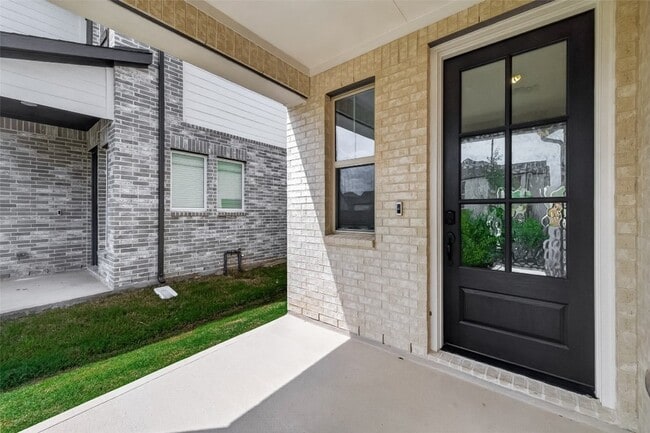 Photo - 7327 Blue Gentiana Ln