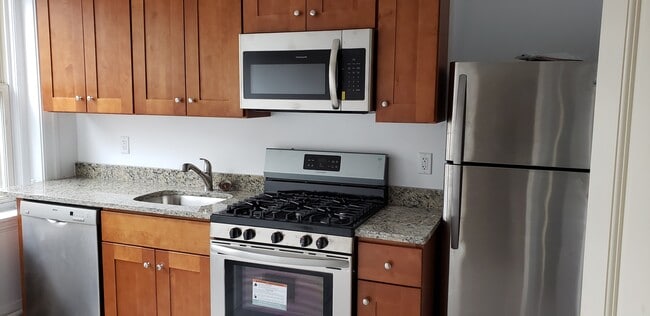 Photo - 235 Freeman St Unit #5