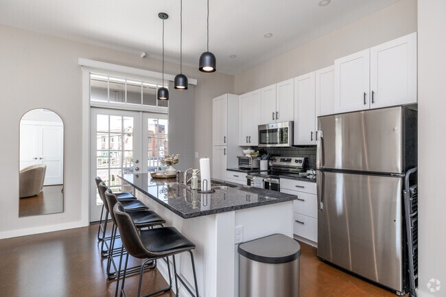 1HAB, 1BA - 756 ft² - Cocina - The Edge at Camillus Mills