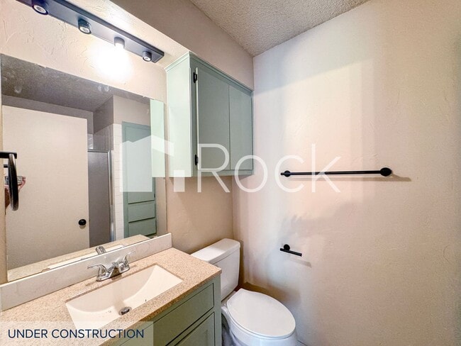 Photo - 7024-26 Woodlake Duplex Unidad 7024 Woodlake Dr