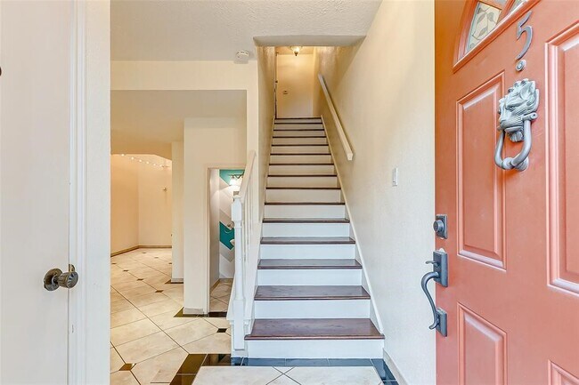 Photo - 7350 Kirby Dr Unidad 5