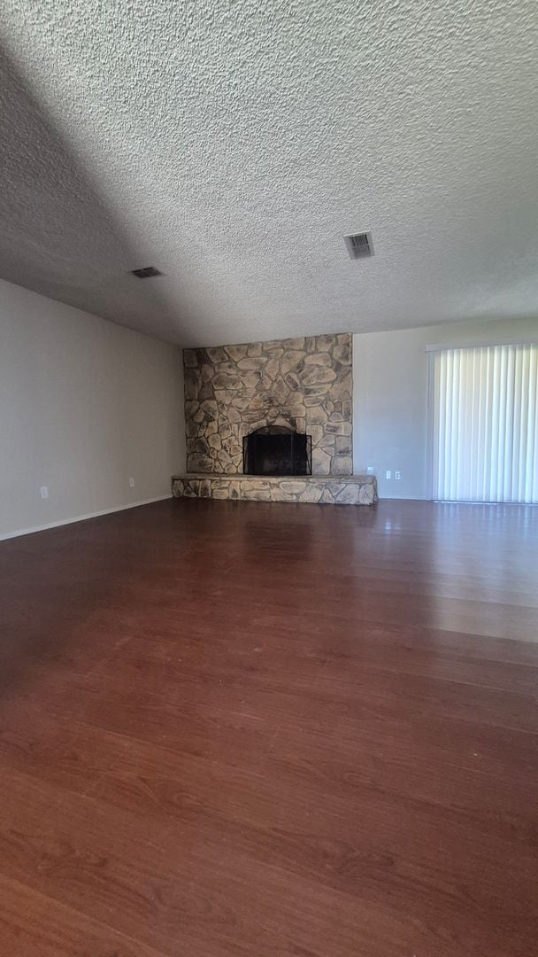 7338 Hayward Dr