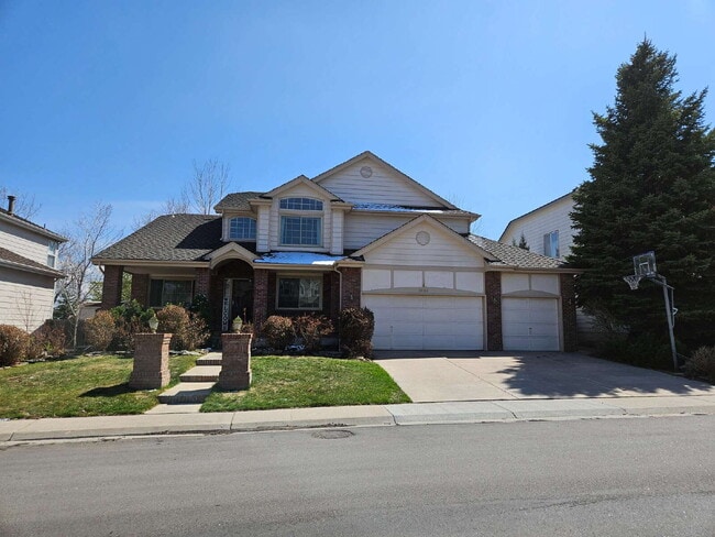 Building Photo - 5 Bedroom/ 4 Bath Two-Story in Governors Place