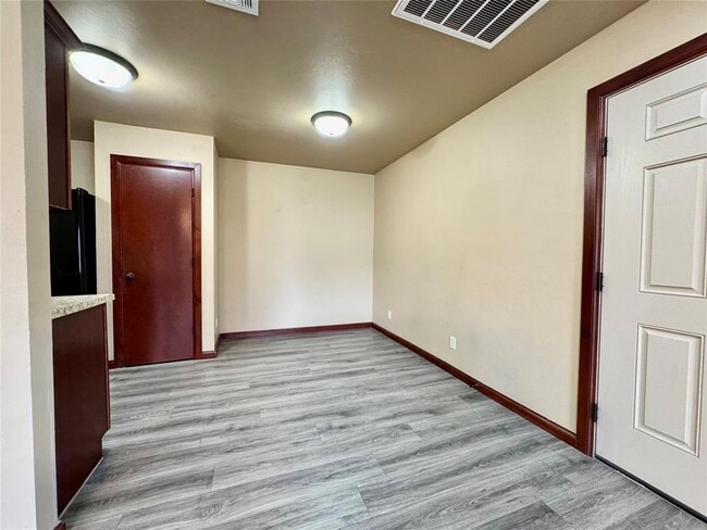 Photo - 1601 Lawter Rd