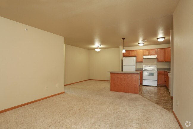 3BR, 2BA - 1208 SF