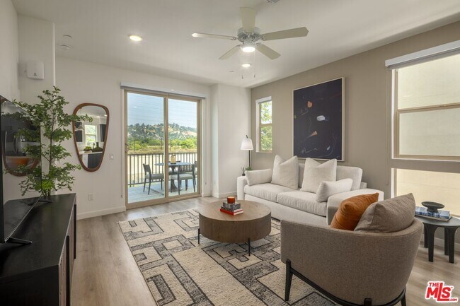 Photo - 1805 W Bankside Wy