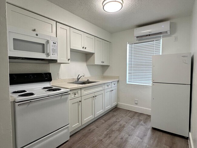 Photo - Thomas Street LLC