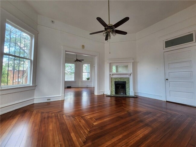 Photo - 106 S Bayou St
