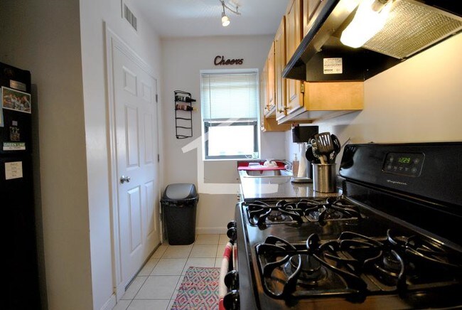 1932 Beacon St Unidad 6