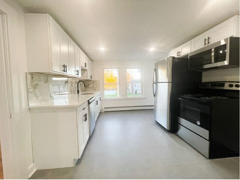 Hillside Gardens - Hillside Gardens Apartments