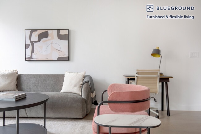 Photo - 915 West End Ave Unidad FL11-ID952