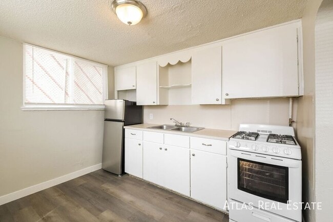 Building Photo - 5629 W 14th Ave