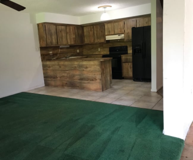 Photo - 187 NE 6th Ct