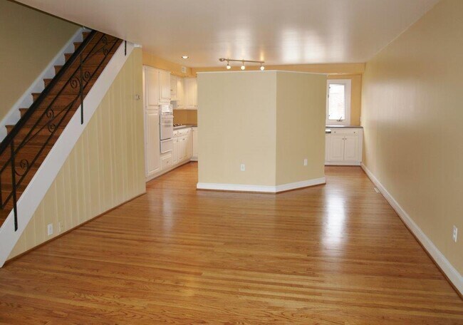 Photo - 5411 Houghton Pl