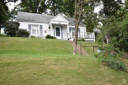 Building Photo - Cozy Cape Cod in Silver Spring's WOODMOOR ... Rental