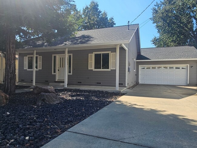 Photo - Amazing Jewel in Hidden Valley