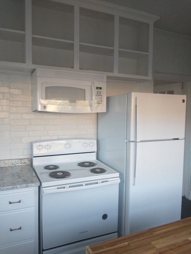 Kitchen - 121 Mount Vernon Ave Unidad 121 Mt. Vernon