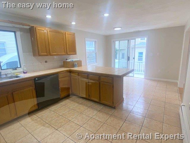 Building Photo - 66 Cedar St